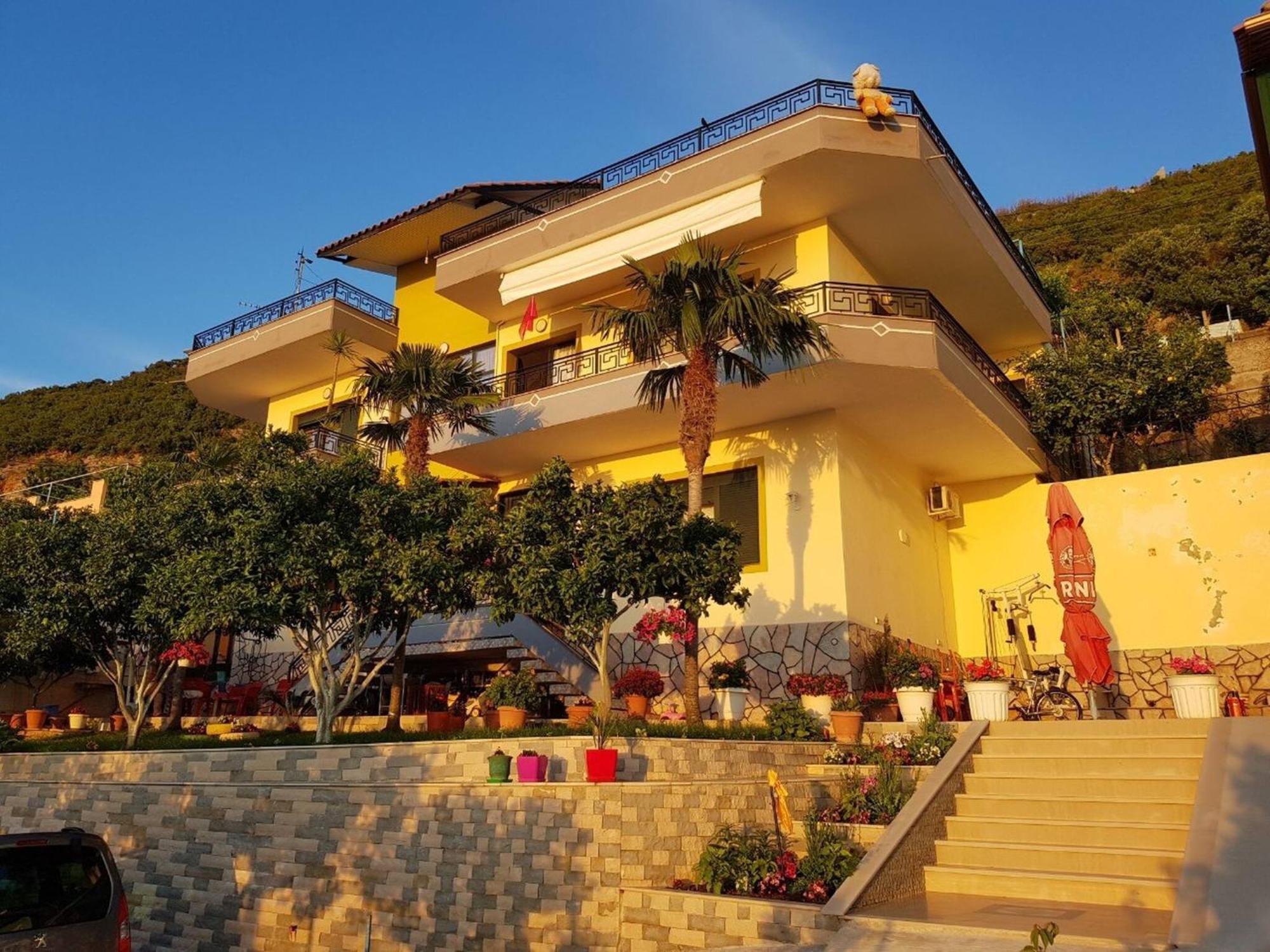 Meminaj Villa