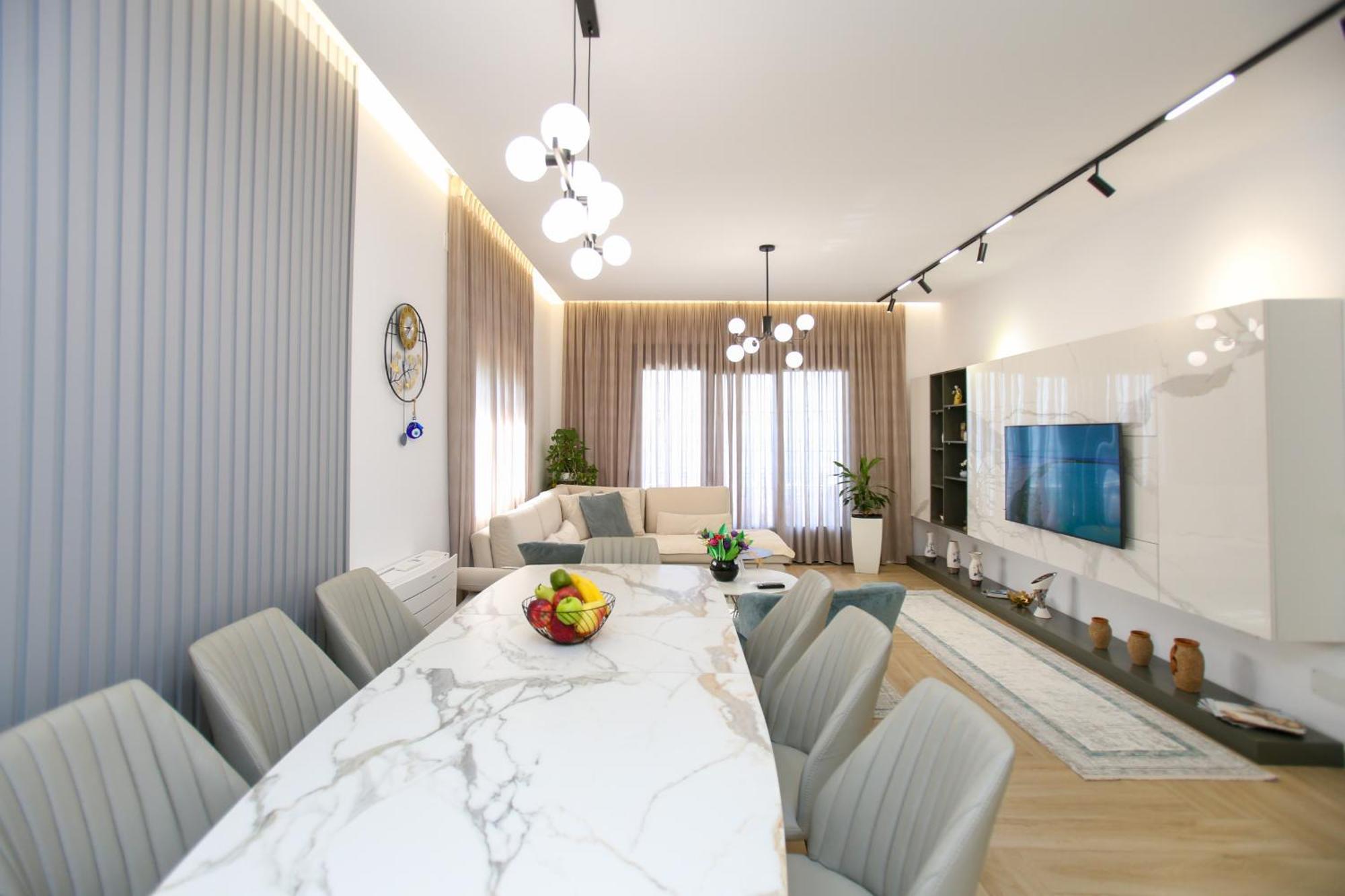 Meminaj Villa Vlore