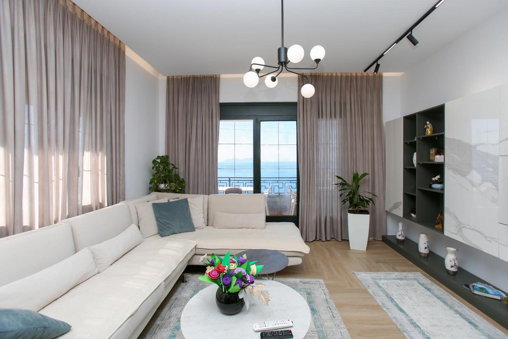Meminaj Villa Vlore